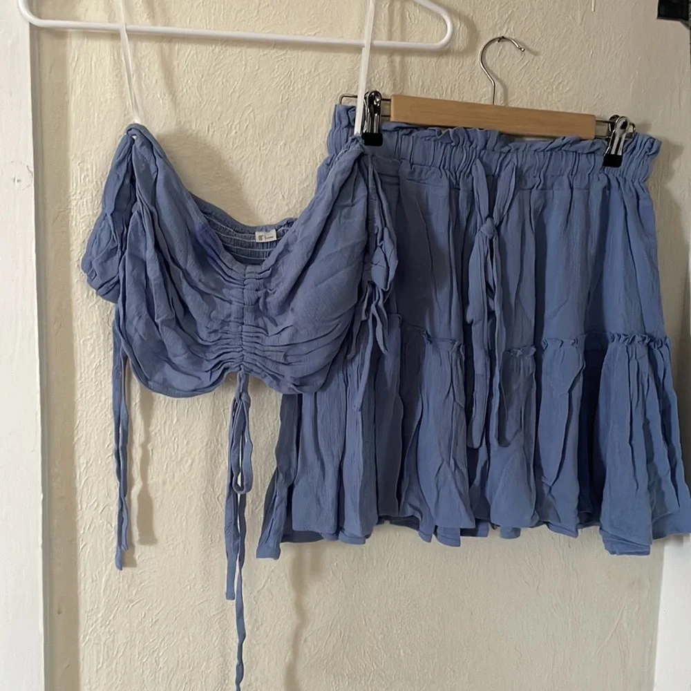 Matching set - Picture 2 of 2